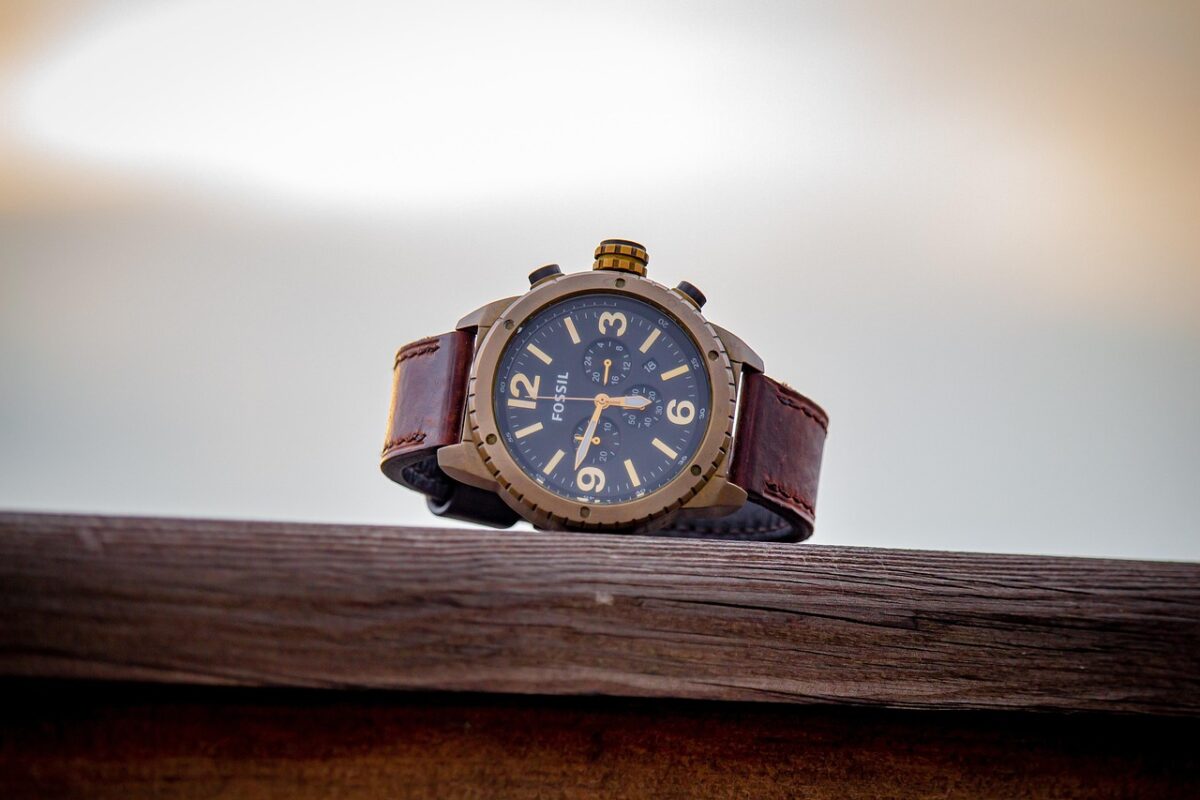 wrist-watch-clock-chronograph